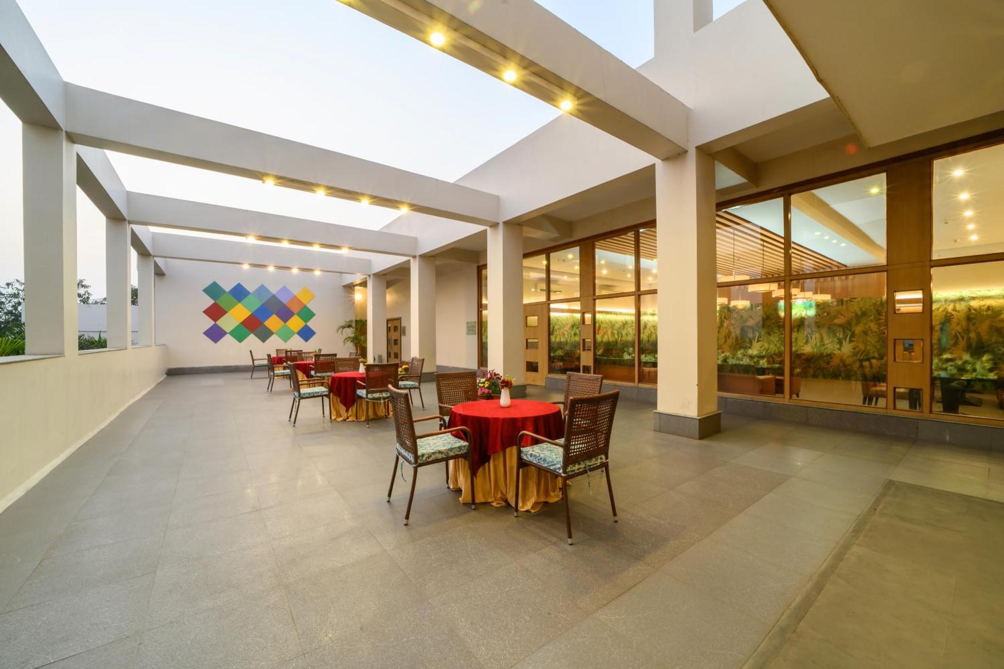 Sinclairs Burdwan Hotel Exterior foto